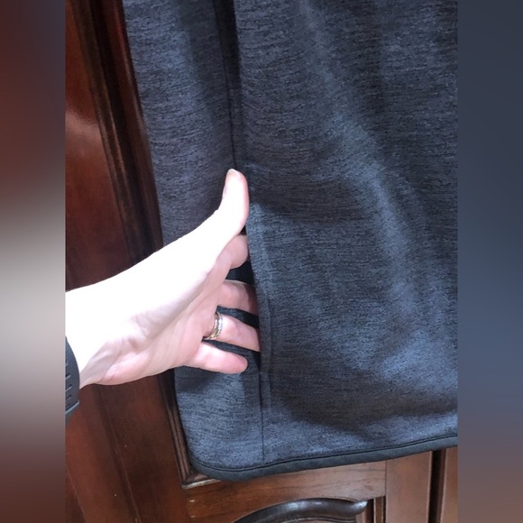 Chico’s Weekends Grey Front Zip Hooded Vest Sz S - Picture 7 of 10